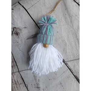 Handmade Hanging Yarn Pom Pom Christmas Gnomes Ornament Purple Teal Hat New #2